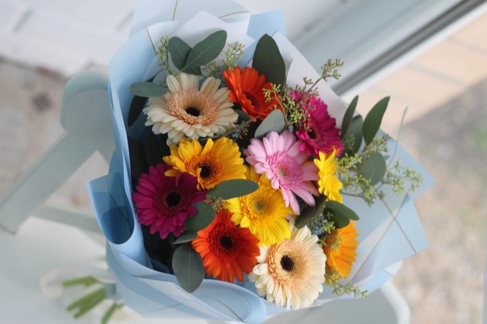 Букет цветов из: Герберы в Коммунаре