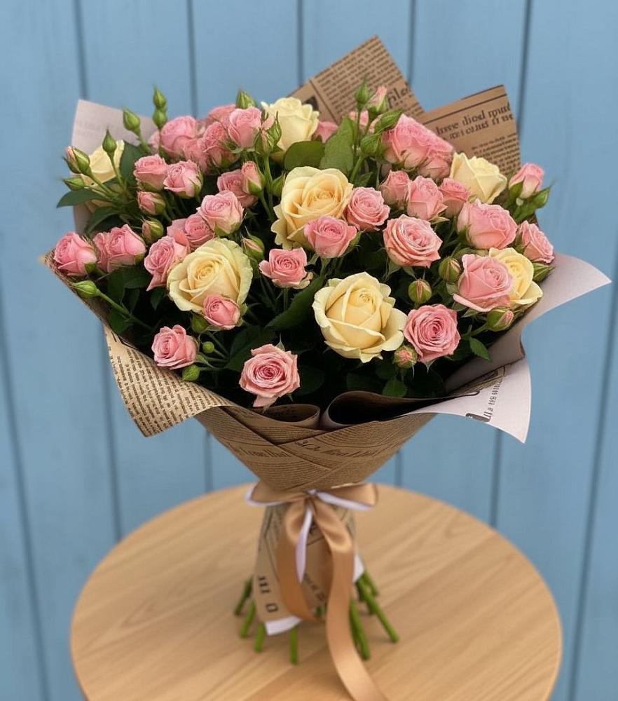 Букет цветов из: Розы в Коммунаре