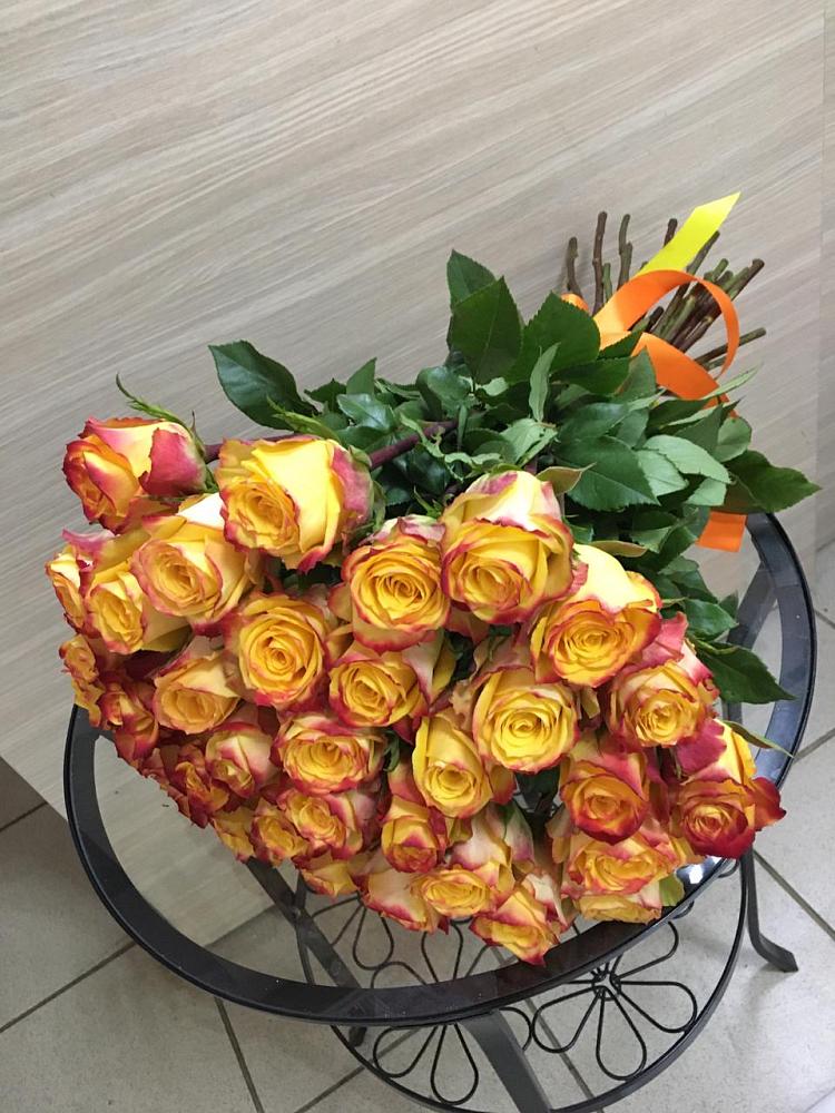 Букет Желтые розы в Коммунаре