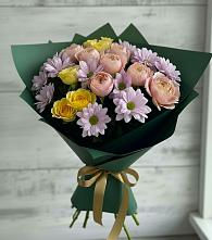 Букет цветов из:  Хризантемы и Розы в Коммунаре