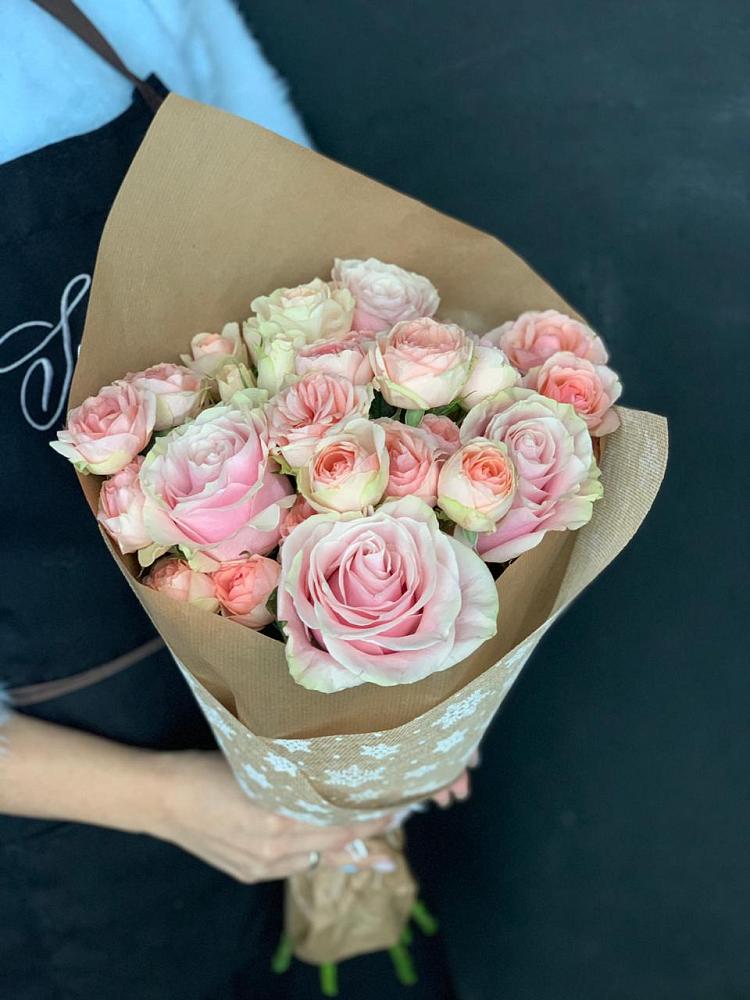 Букет цветов из: Хризантемы и Розы в Коммунаре