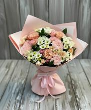 Букет цветов из:  Гвоздики, Розы и Хризантемы в Коммунаре