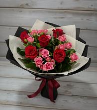 Букет цветов из:  Розы в Коммунаре