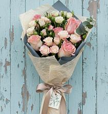 Букет цветов из:  Розы в Коммунаре