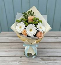 Букет цветов из:  Герберы, Розы и Хризантемы в Коммунаре