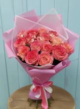 Букет 15 Розовых роз Равель в Коммунаре